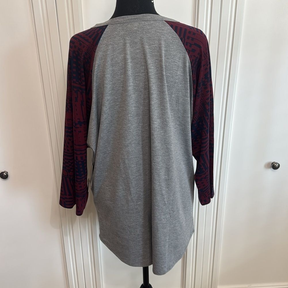 LuLaRoe Grey and Burgundy Randy Raglan Baseball Tee - Picture 4 of 6